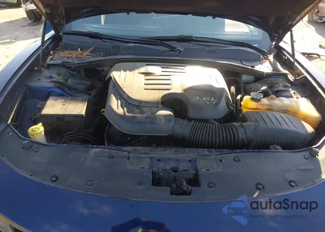 2015 Dodge Charger Sxt z USA, uszkodzony, nr VIN 2C3CDXHGXFH722015